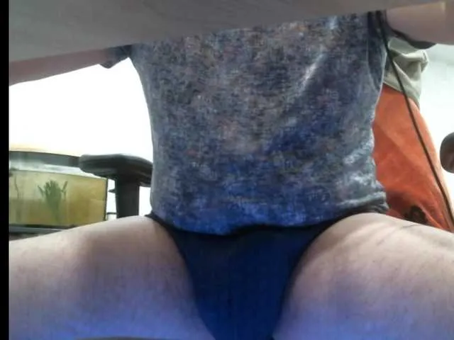 Live sex webcam photo for rrrxxx40 #290418383