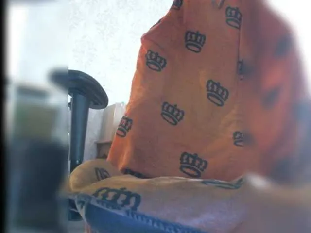 Live sex webcam photo for rrrxxx40 #290499646