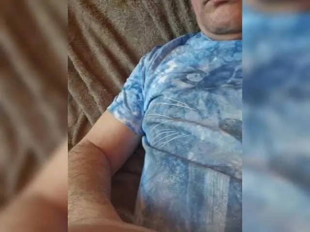 Live sex webcam photo for rrrxxx40 #290694498