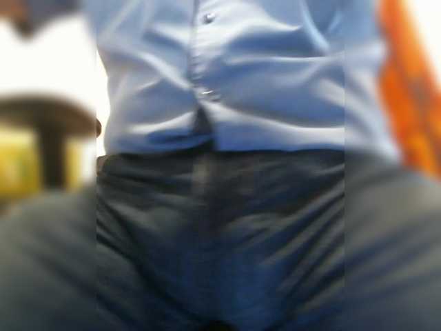 Live sex webcam photo for rrrxxx40 #292188479