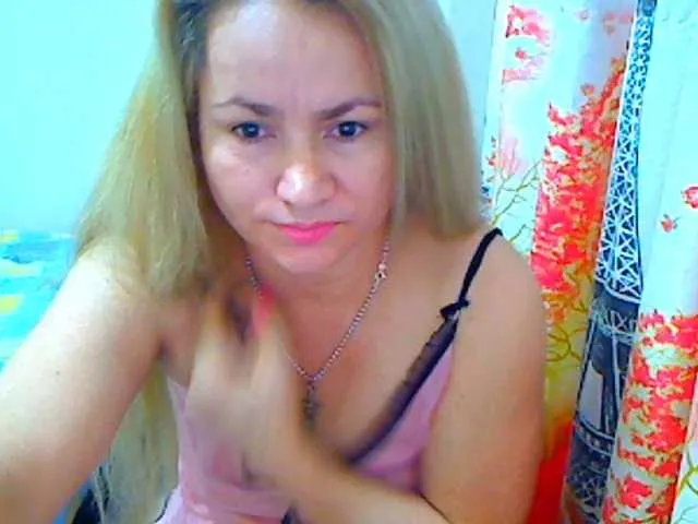 Live sex webcam photo for rubiasensual #276049526