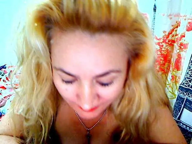 Live sex webcam photo for rubiasensual #276184256