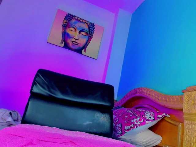 Live sex webcam photo for rubidoll #275767505