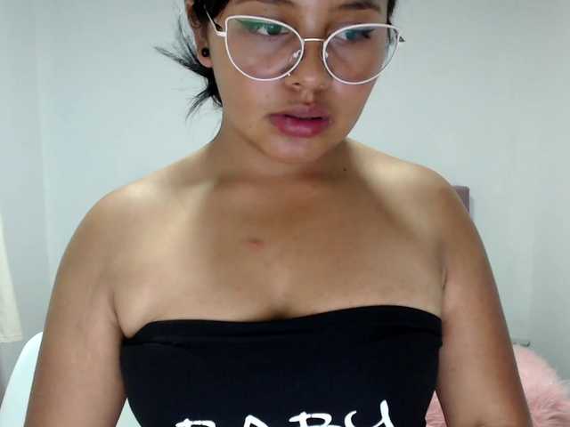 Live sex webcam photo for ruby-tay #273690653