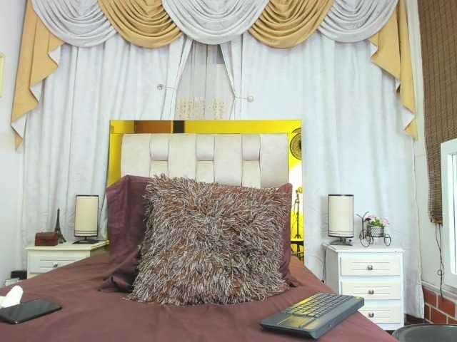 Live sex webcam photo for rubyjohnsson #272924733