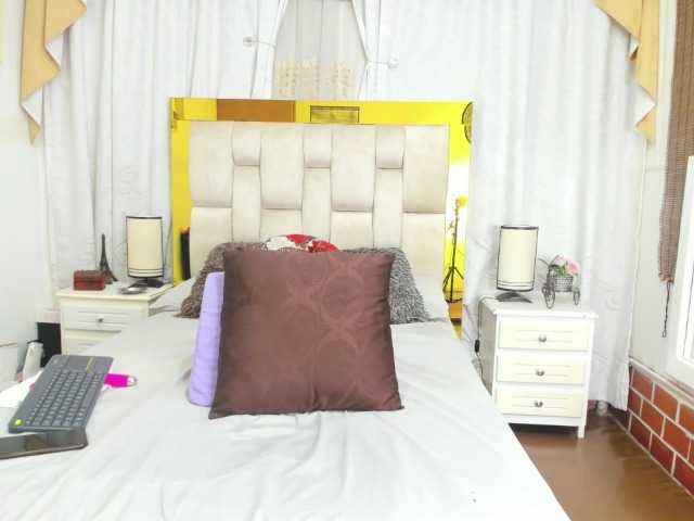 Live sex webcam photo for rubyjohnsson #273882110