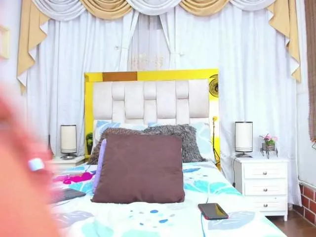 Live sex webcam photo for rubyjohnsson #274428009