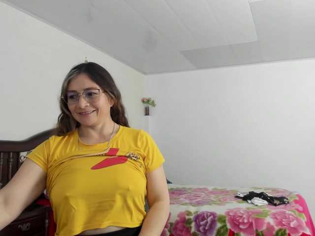 Live sex webcam photo for rubymilf-1 #291281917