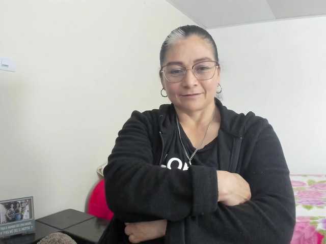 Live sex webcam photo for rubymilf-1 #291442886