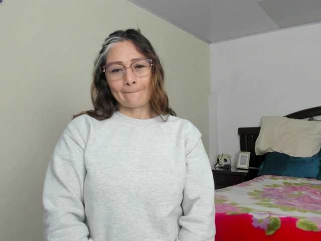 Live sex webcam photo for rubymilf-1 #291762579