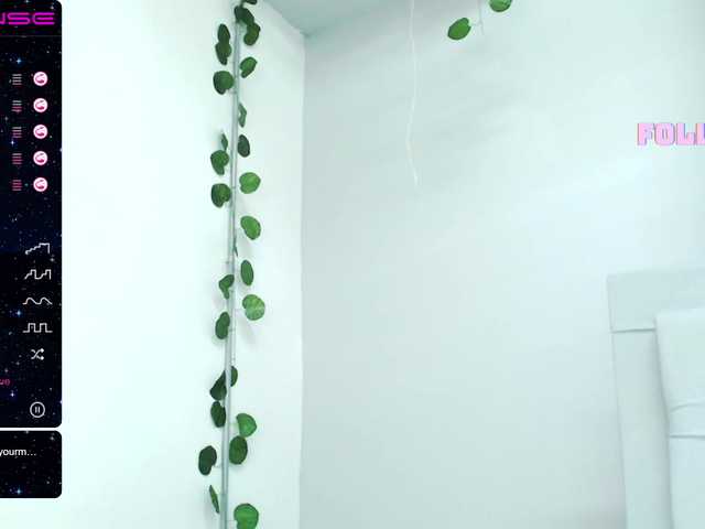 Live sex webcam photo for s-a-t-i-v-a-x #272182389