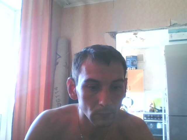 Live sex webcam photo for s2moleg #275805019