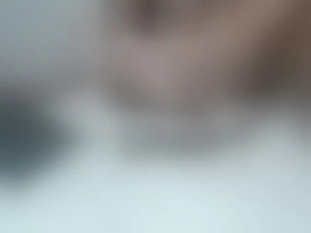 Live sex webcam photo for saaramilleer #293698780