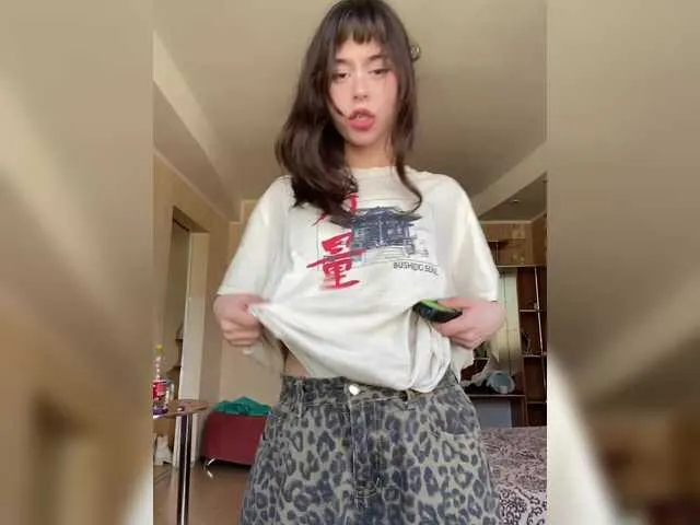 Live sex webcam photo for sabrina-bree #291084136