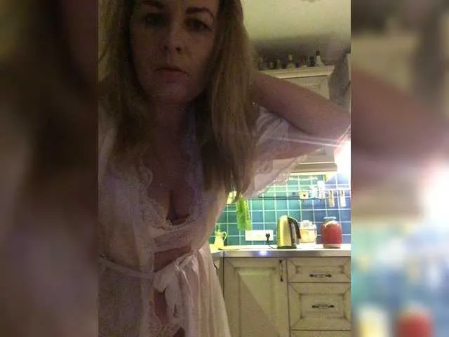 Live sex webcam photo for saden27 #271922872