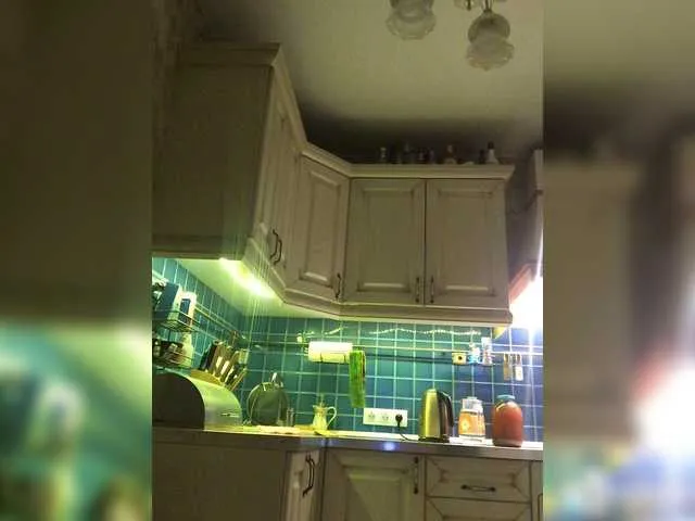 Live sex webcam photo for saden27 #271946261