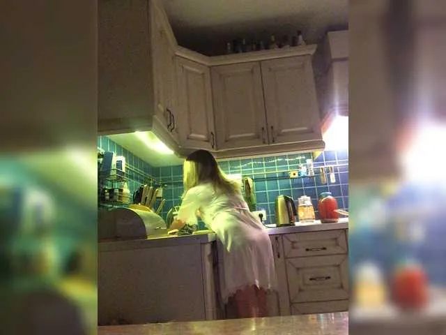 Live sex webcam photo for saden27 #271982061