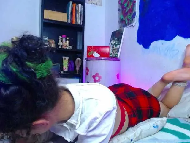 Live sex webcam photo for sadiepop #277135035