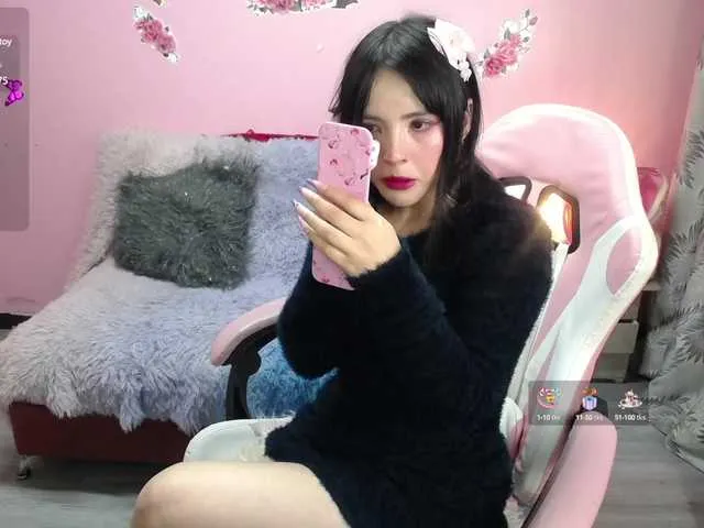 Live sex webcam photo for sailormon07 #291041769