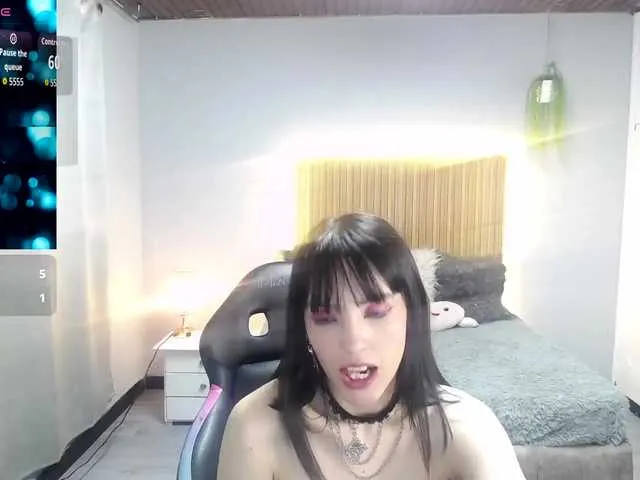 Live sex webcam photo for sailormon07 #291686798