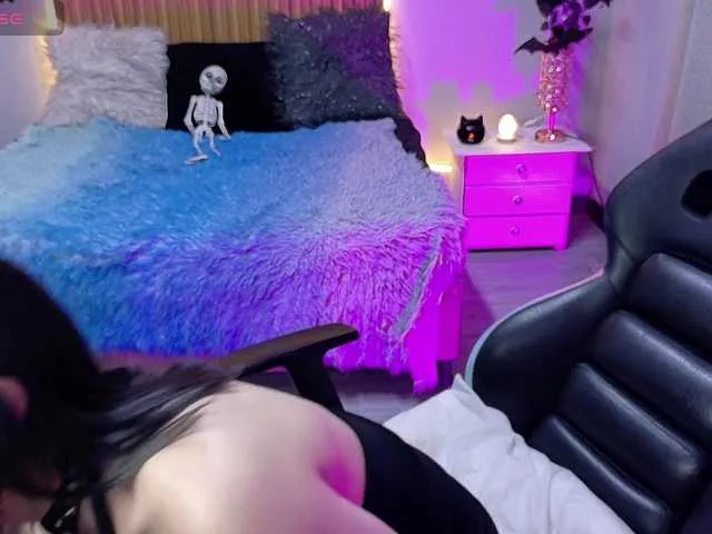 Live sex webcam photo for sailormon07 #292018419