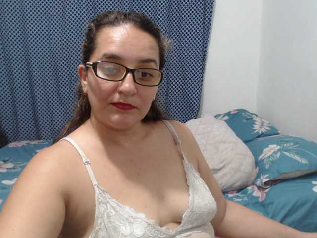 Live sex webcam photo for saimajayeb #277661152