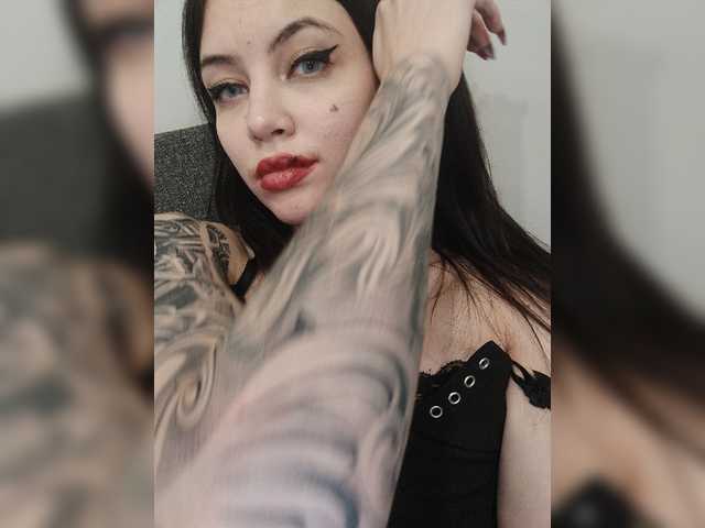 Live sex webcam photo for saintluciferr #274639543