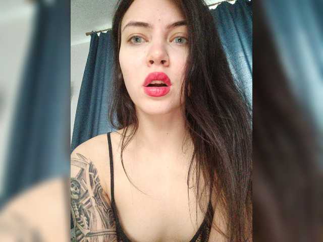 Live sex webcam photo for saintluciferr #275258203