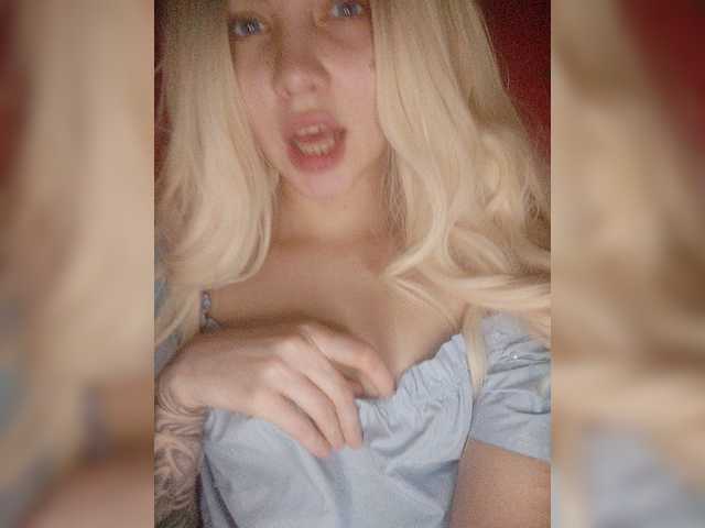 Live sex webcam photo for saintluciferr #276573899