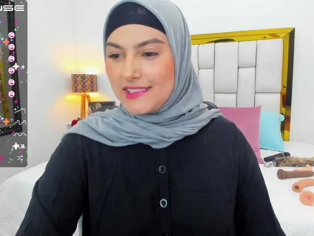 Live sex webcam photo for sajarbent #272851994