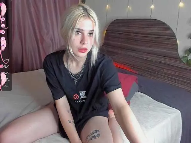 Live sex webcam photo for sakura-sai #276297861