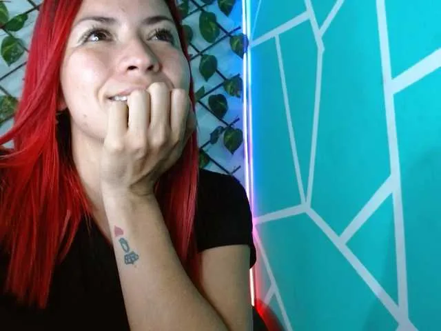 Live sex webcam photo for salems83 #276924859