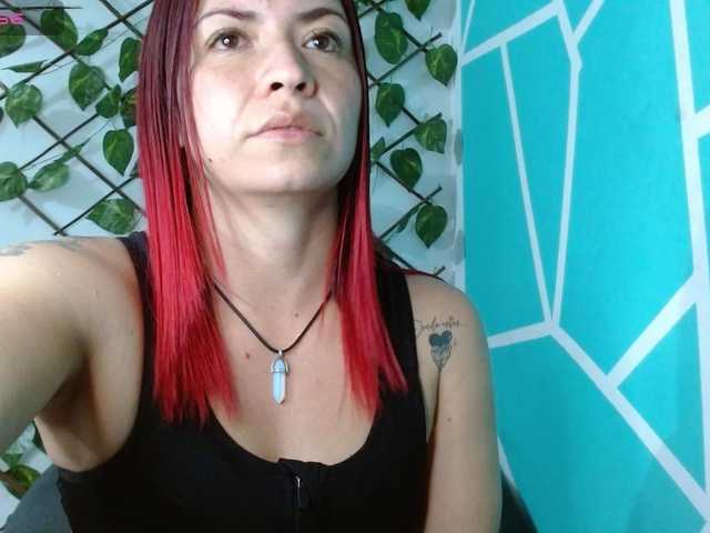 Live sex webcam photo for salems83 #278221267