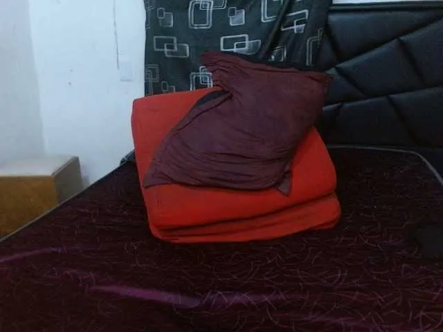 Live sex webcam photo for salimhot #277045257