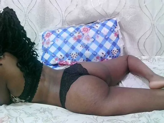 Live sex webcam photo for sally-cruz1 #291311829