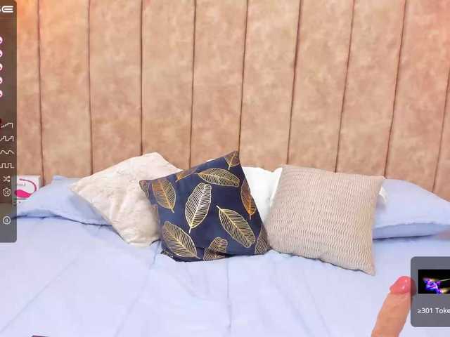 Live sex webcam photo for salmaa- #275848837