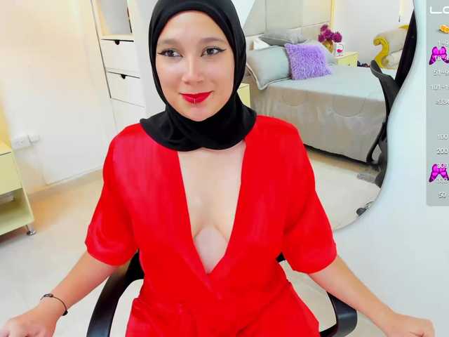 Live sex webcam photo for salmaa- #276223101