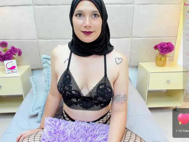 Live sex webcam photo for salmaa- #276245333