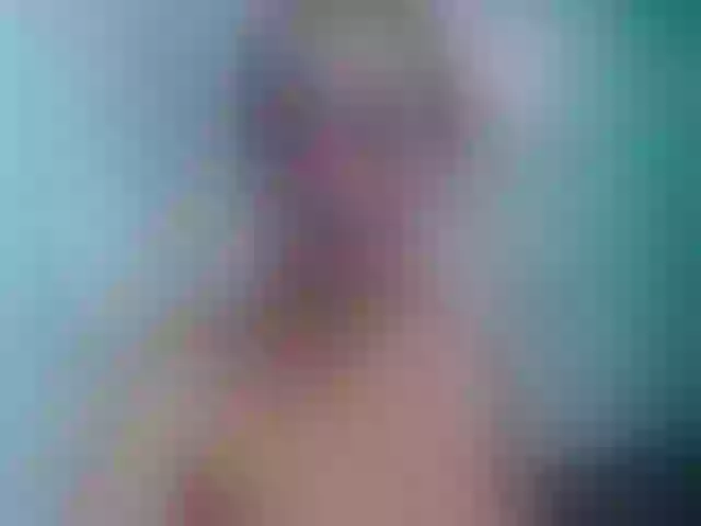Live sex webcam photo for salmahot #271690954