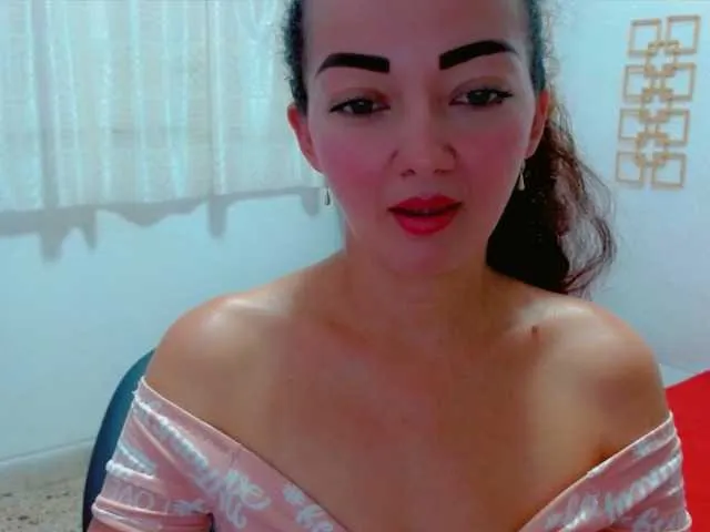 Live sex webcam photo for salmahot #272847021
