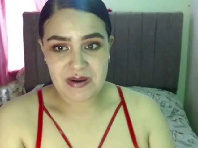 Live sex webcam photo for salmalopez #291722110