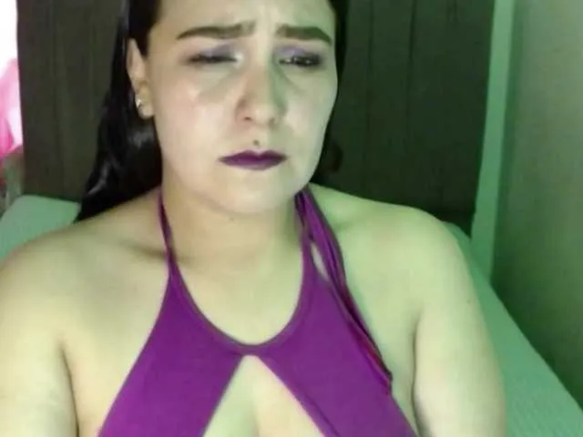 Live sex webcam photo for salmalopez #291742791