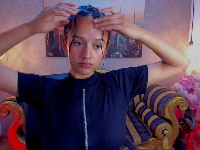 Live sex webcam photo for salome-smitth #291662479