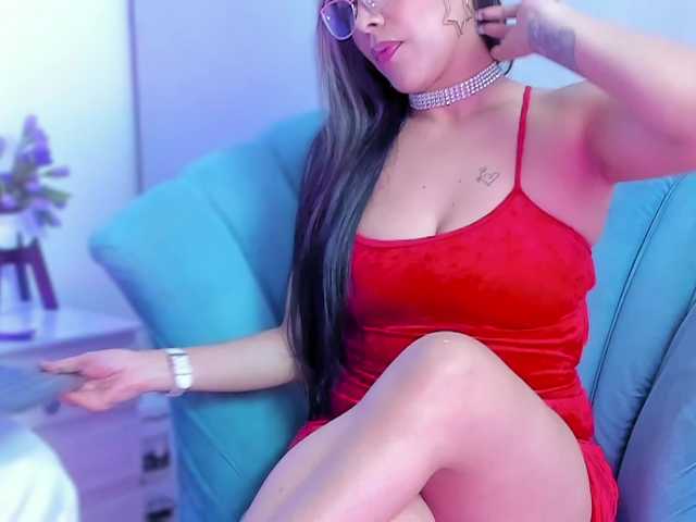 Live sex webcam photo for salomeandrade #277282380