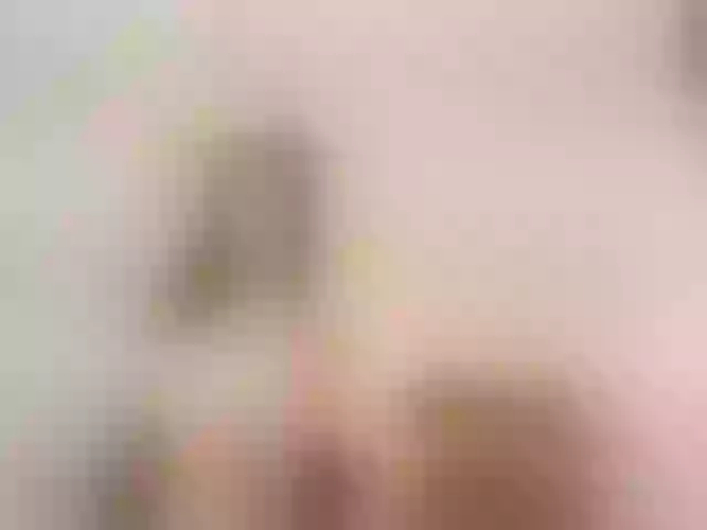 Live sex webcam photo for salomecollin #292179222