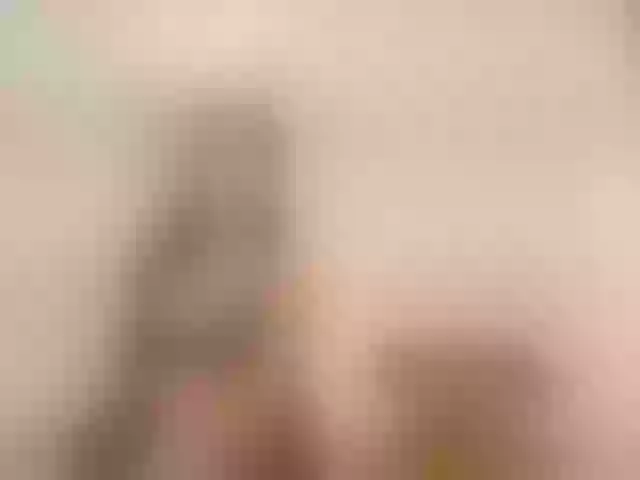 Live sex webcam photo for salomecollin #292271652