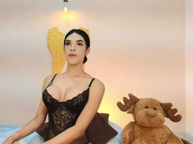 Live sex webcam photo for salomecollin #292769027