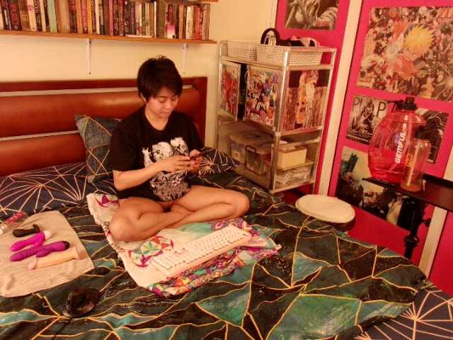 Live sex webcam photo for salomesalvi #278299589