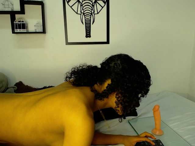 Live sex webcam photo for salomewilliams #277853735