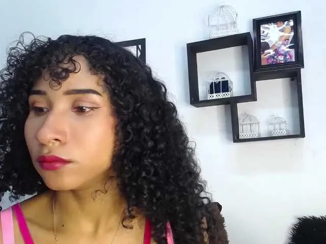 Live sex webcam photo for salomewilliams #278255840